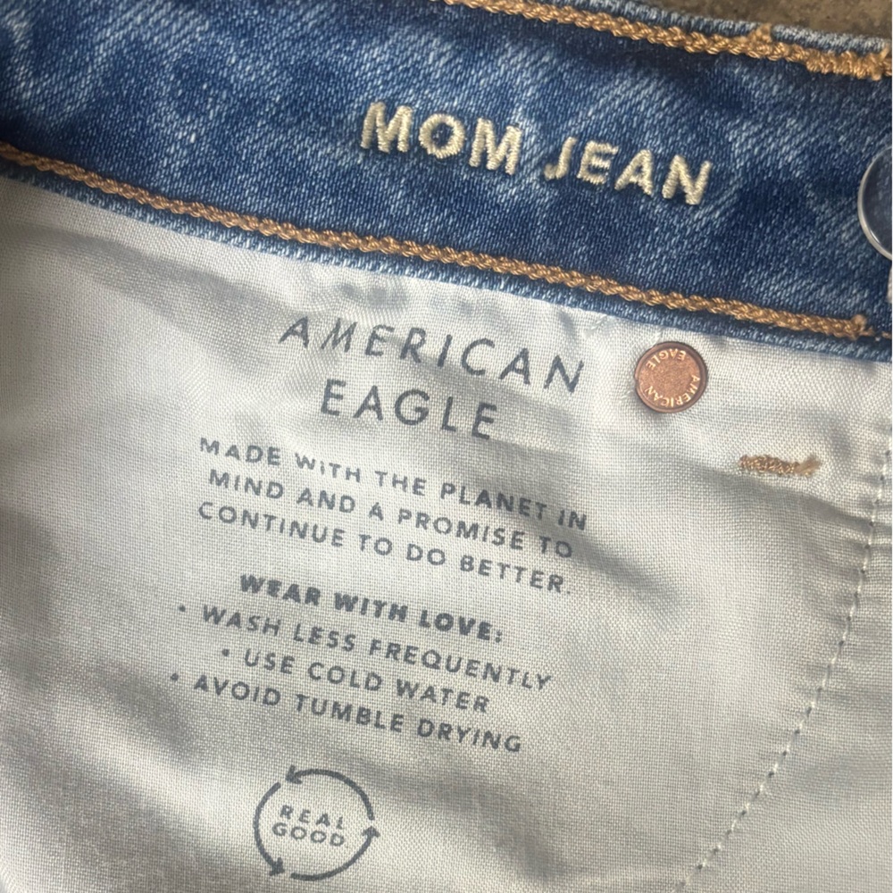 American Eagle Outfitters women Ripped Blue Jeans - Picture 7 of 8